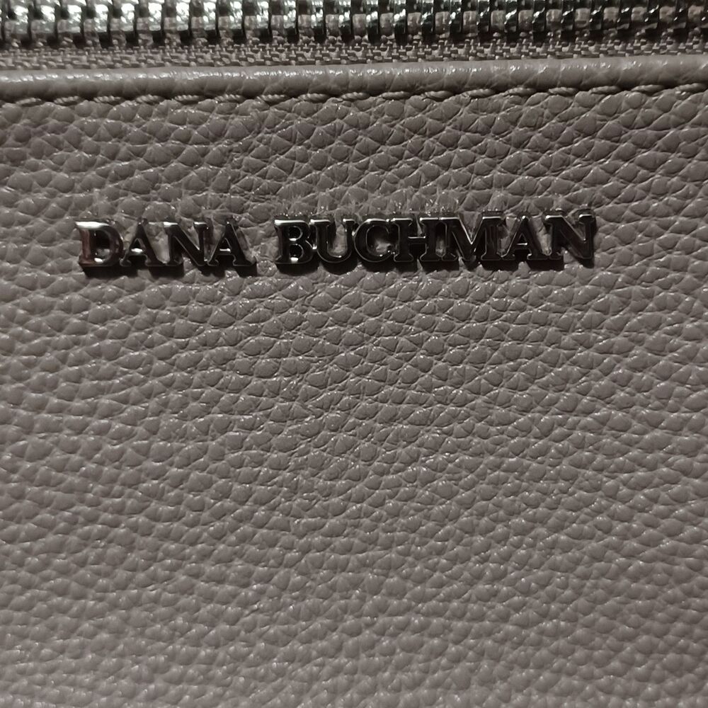 DANA BUCHMAN Light Gray Wristlet - Picture 3 of 5